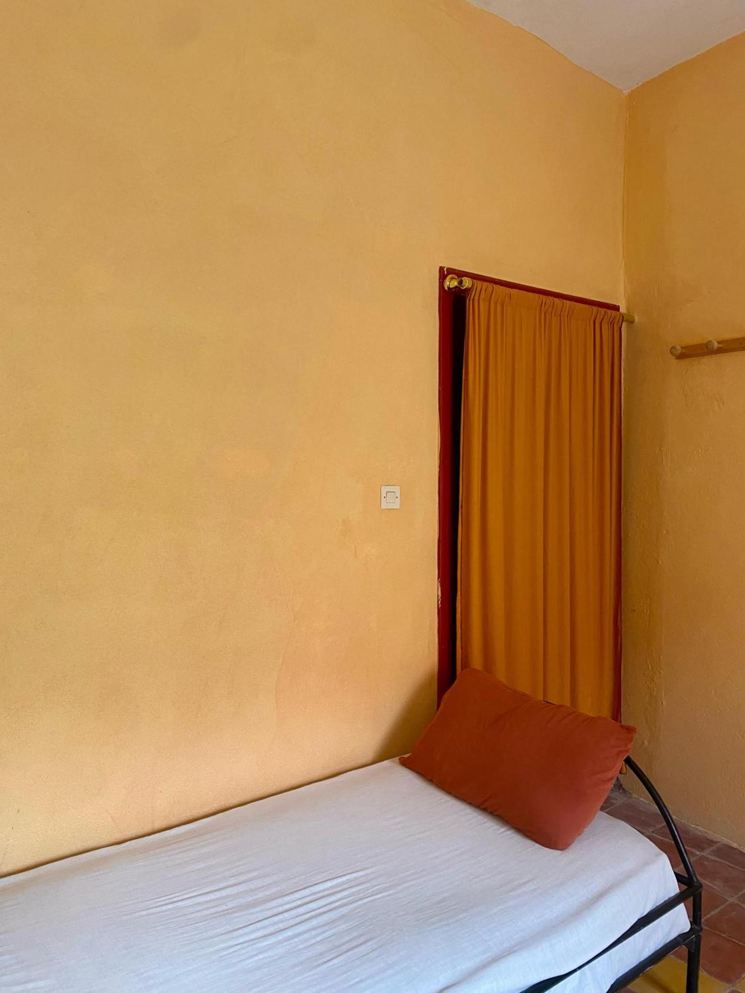 Dar Relax Hostel, Gorges de Todra Tinghir Buitenkant foto